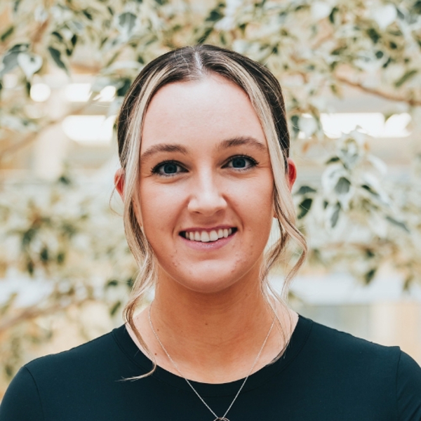 Headshot of Rachel Hopkinson